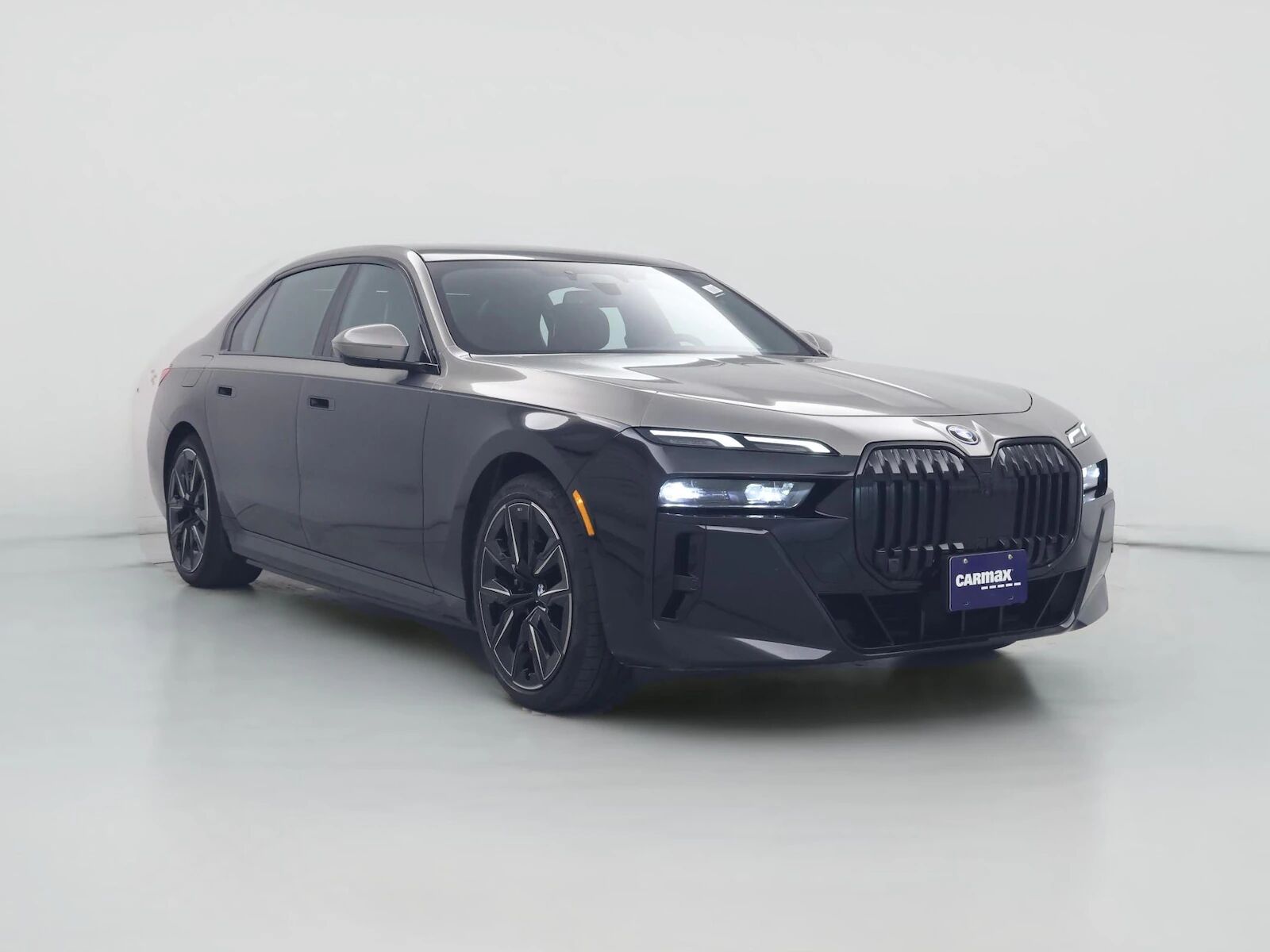 2023 BMW i7