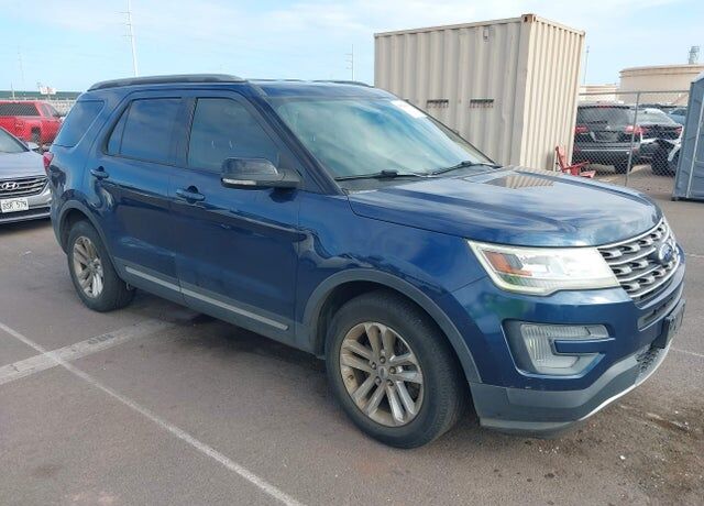 2017 FORD Explorer