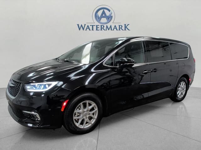 2025 CHRYSLER Pacifica