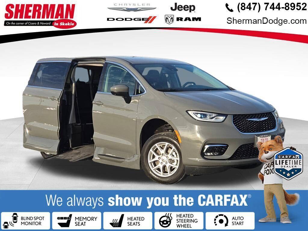 2023 CHRYSLER Pacifica