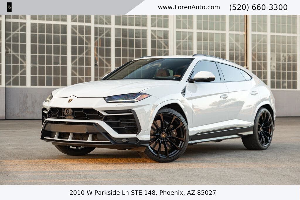 2021 LAMBORGHINI URUS