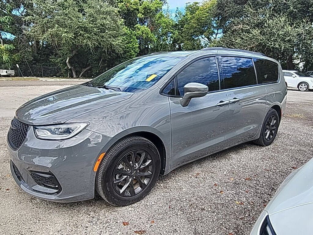 2021 CHRYSLER Pacifica
