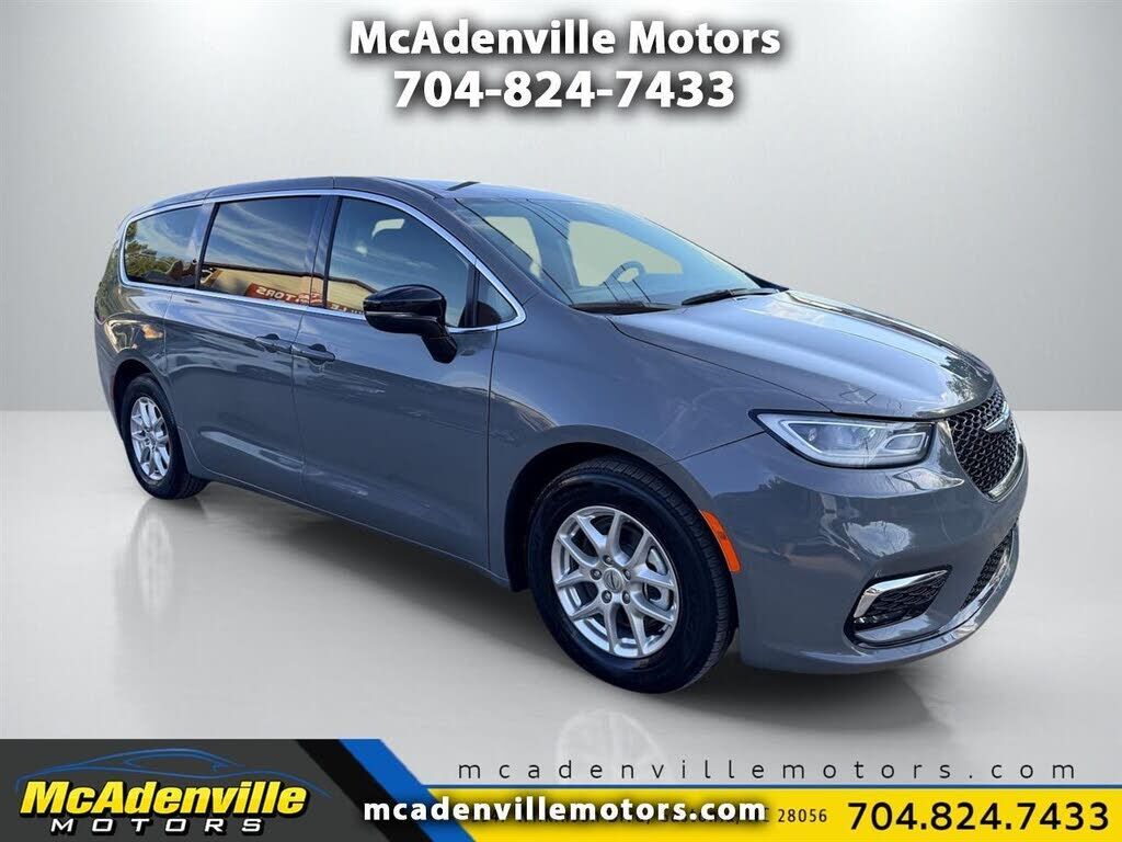 2025 CHRYSLER Pacifica