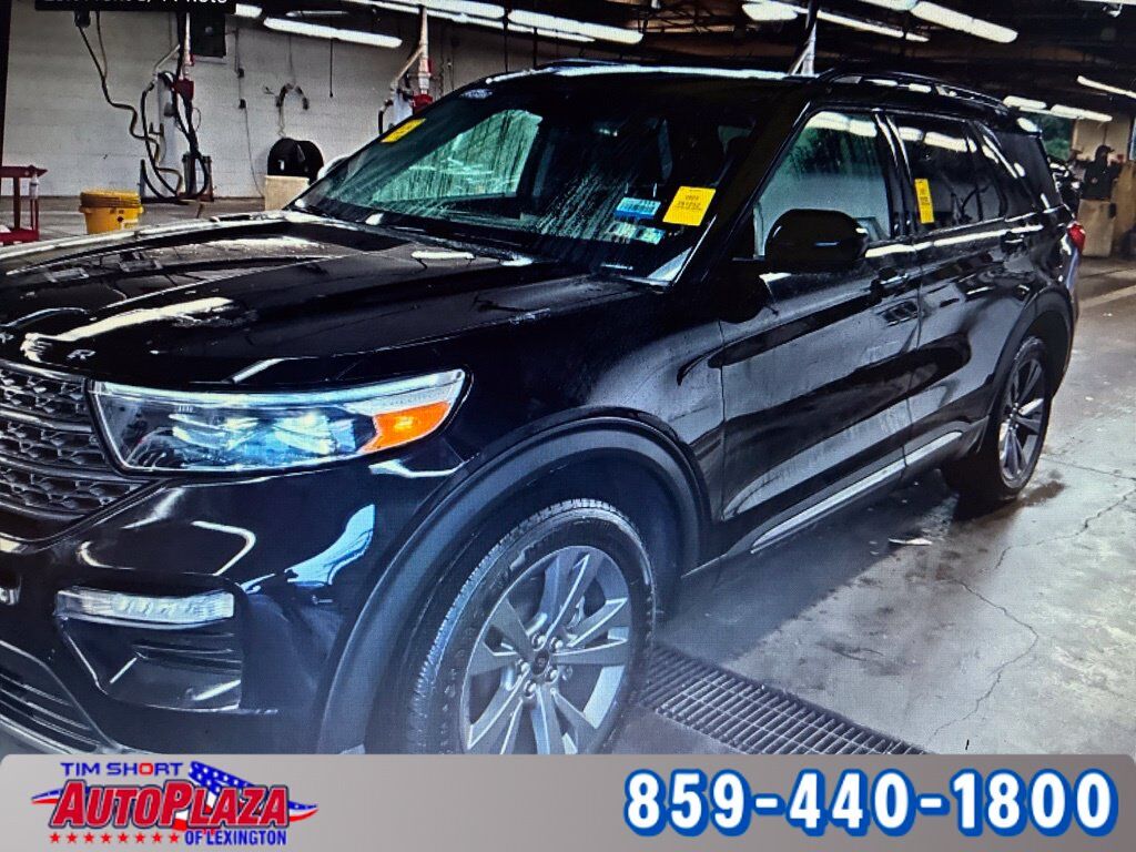 2022 FORD Explorer