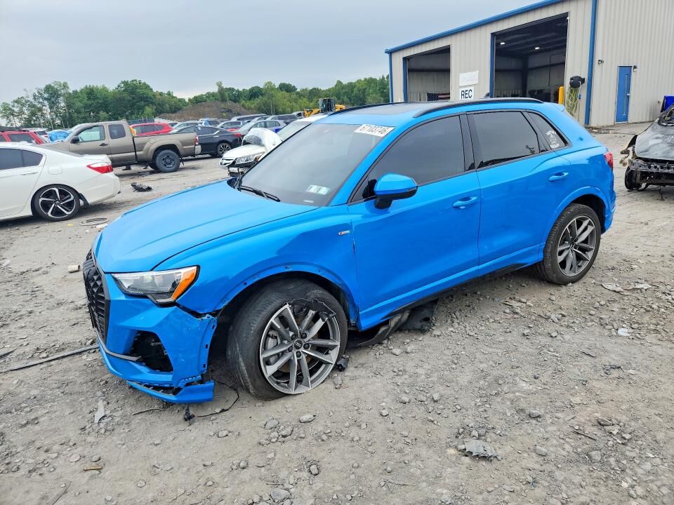2022 AUDI Q3