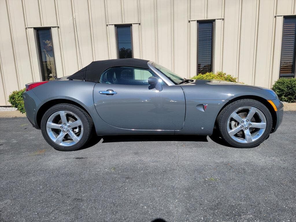 2008 PONTIAC Solstice