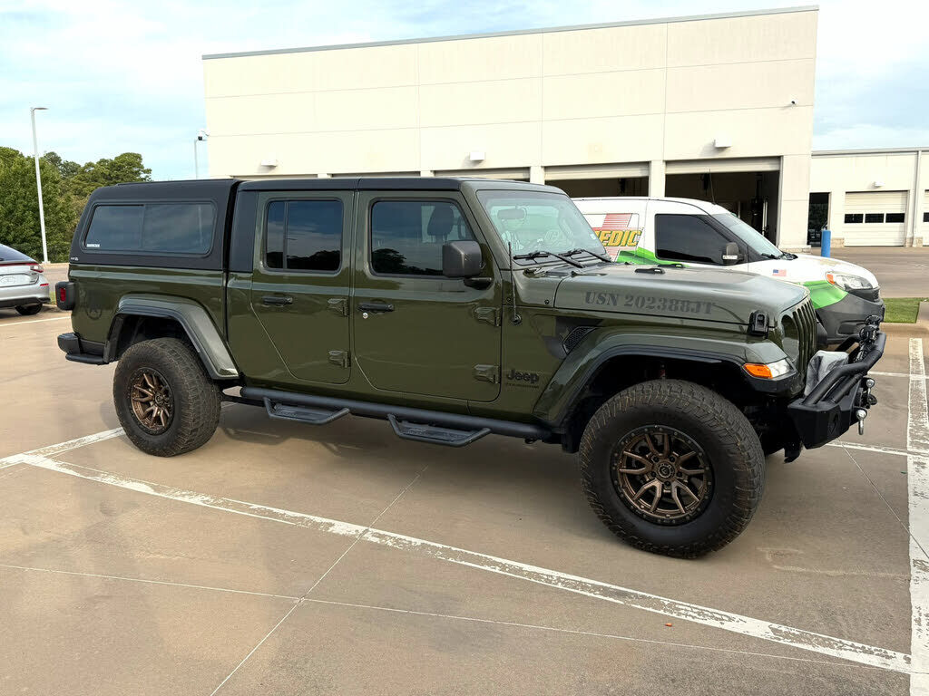 2023 JEEP Gladiator
