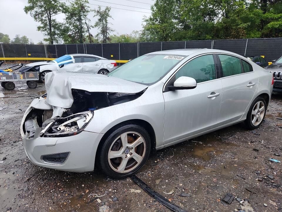 2012 VOLVO S60