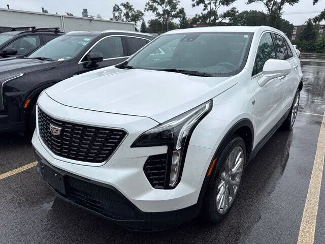 2023 CADILLAC XT4