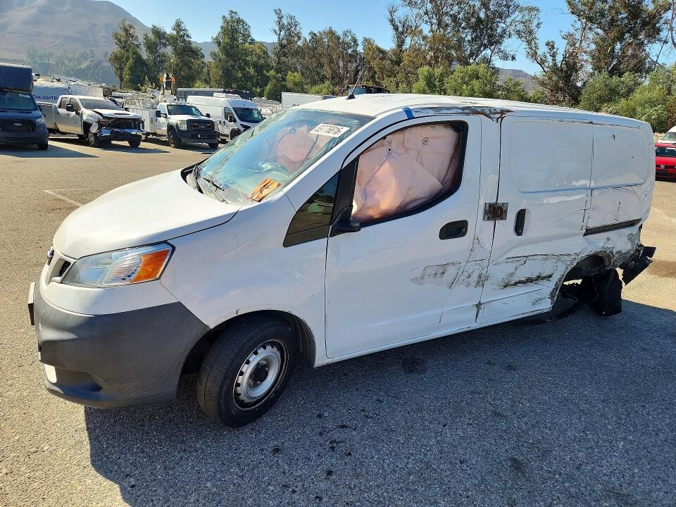 2018 NISSAN NV200