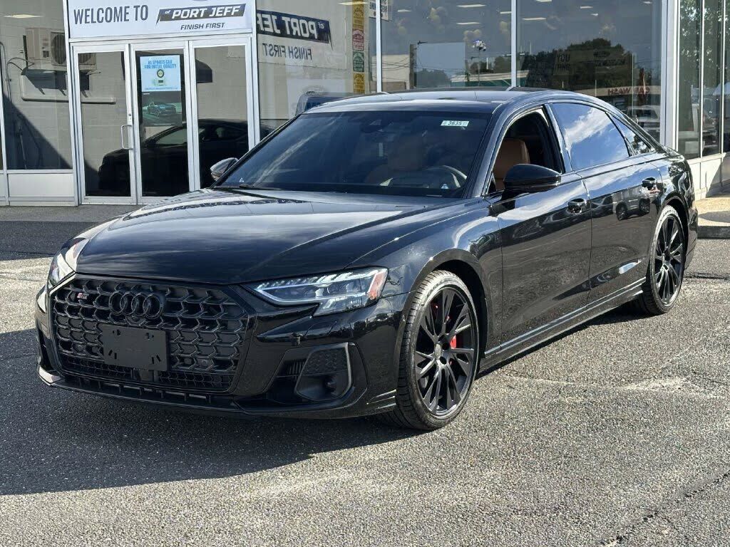 2026 AUDI S8