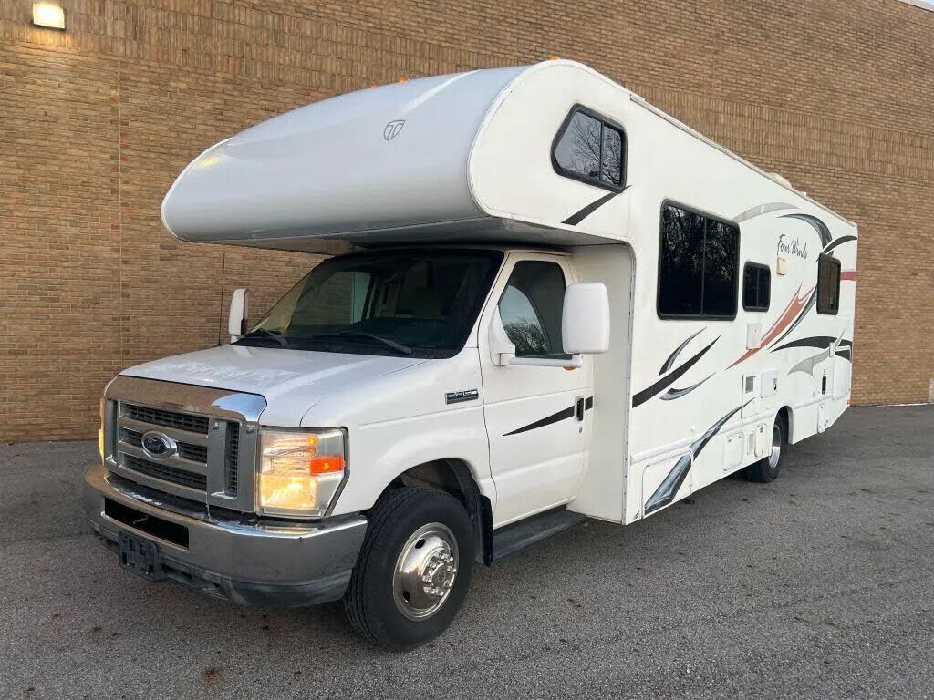 2011 FORD E-350