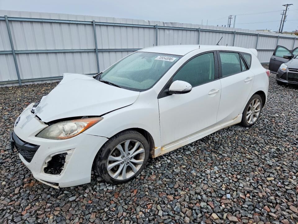 2010 MAZDA Mazda3