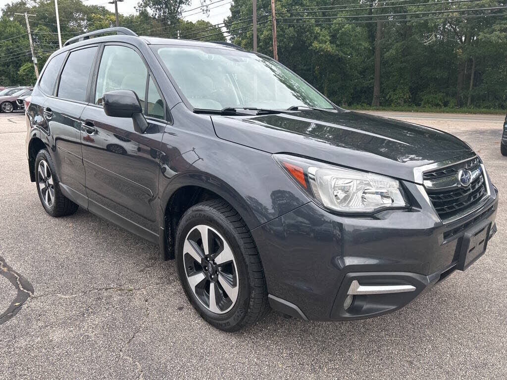 2018 SUBARU Forester
