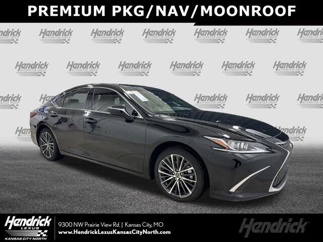 2025 LEXUS ES