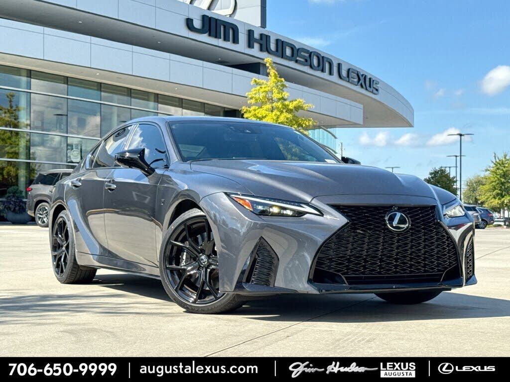 2025 LEXUS IS