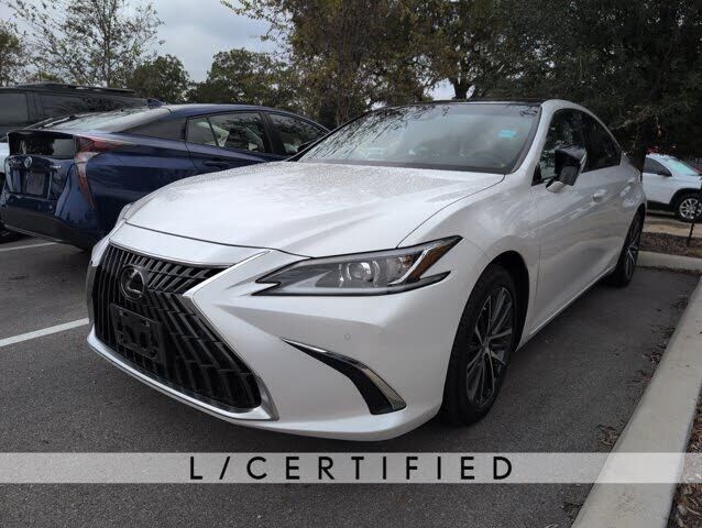 2024 LEXUS ES