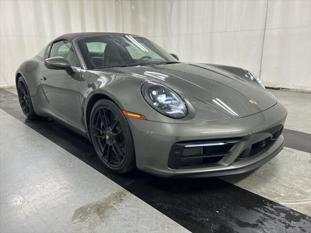 2022 PORSCHE 911