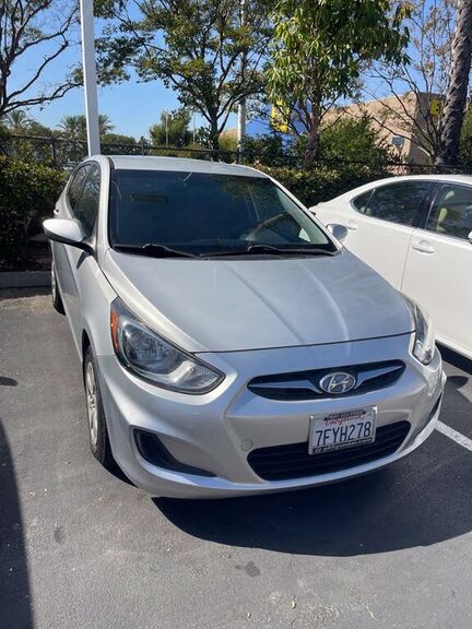 2014 HYUNDAI Accent