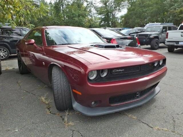 2019 DODGE Challenger