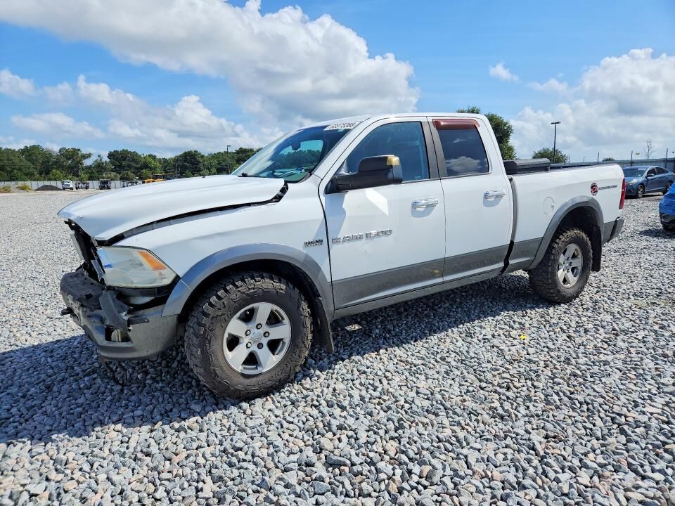 2011 DODGE Ram