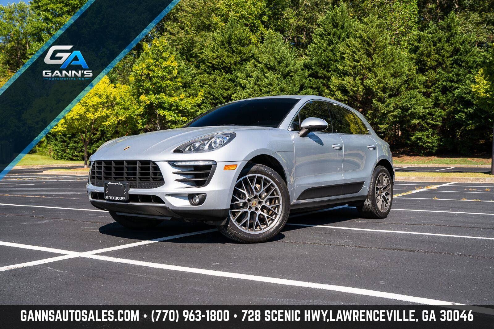 2016 PORSCHE Macan