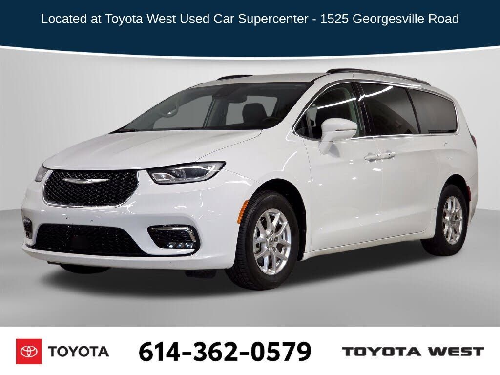 2022 CHRYSLER Pacifica