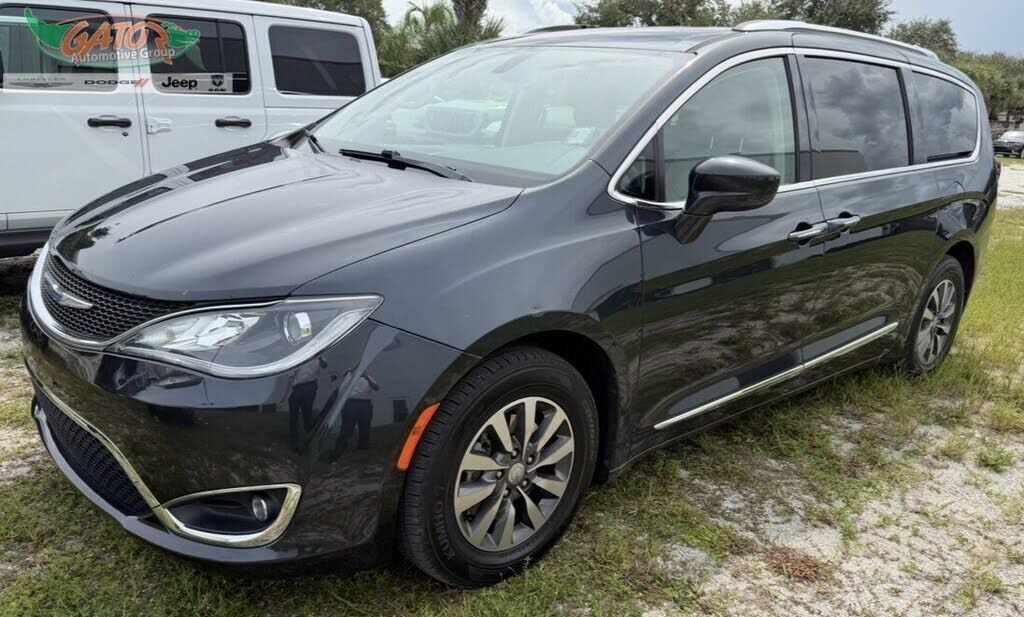 2020 CHRYSLER Pacifica