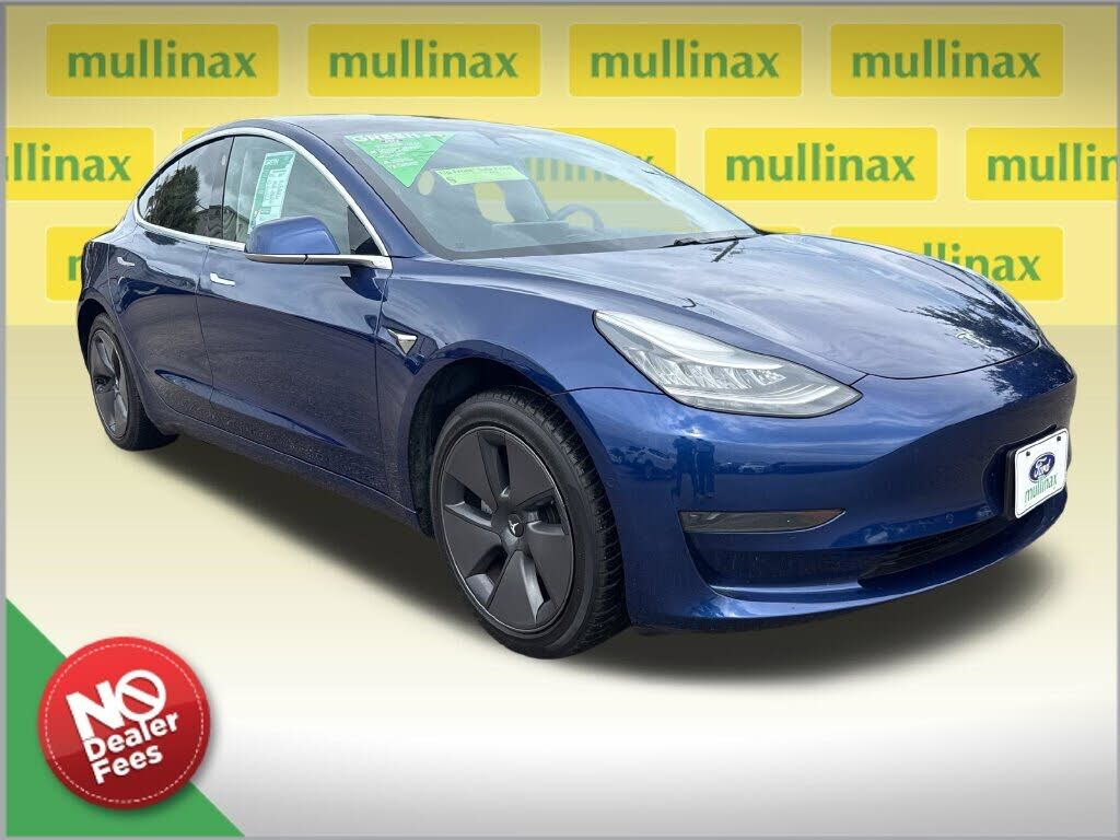 2020 TESLA Model 3