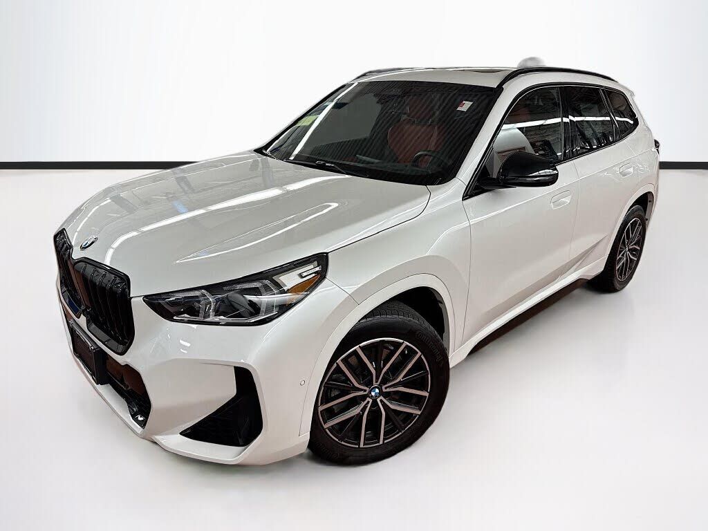 2023 BMW X1