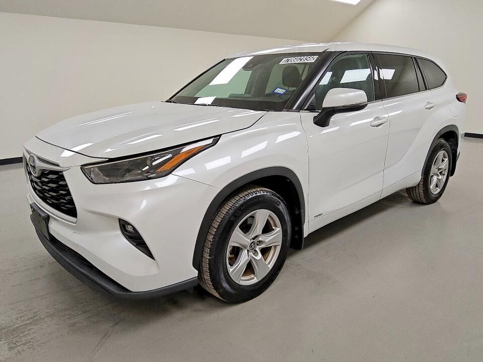 2022 TOYOTA Highlander