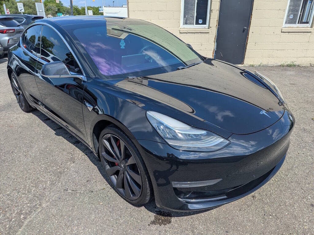 2020 TESLA Model 3