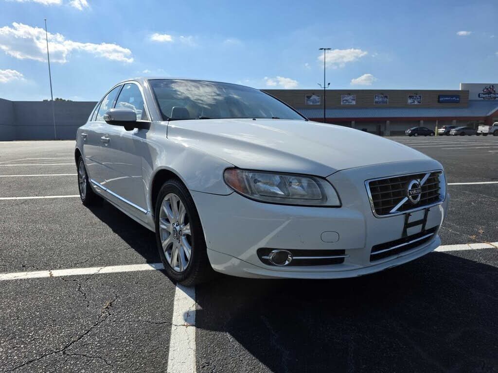 2011 VOLVO S80