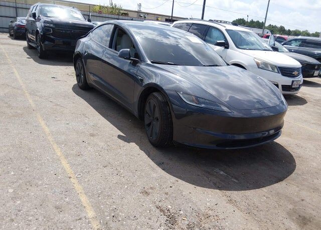 2026 TESLA Model 3