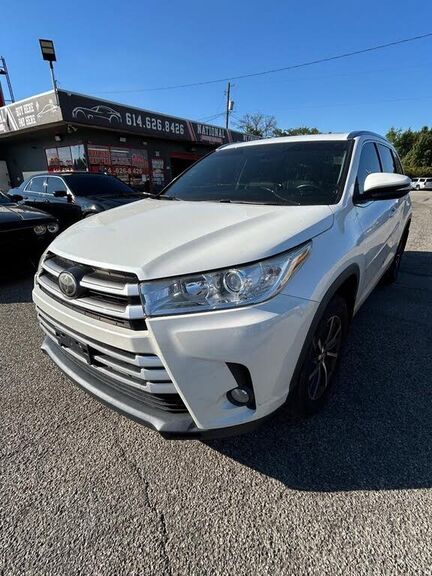 2017 TOYOTA Highlander
