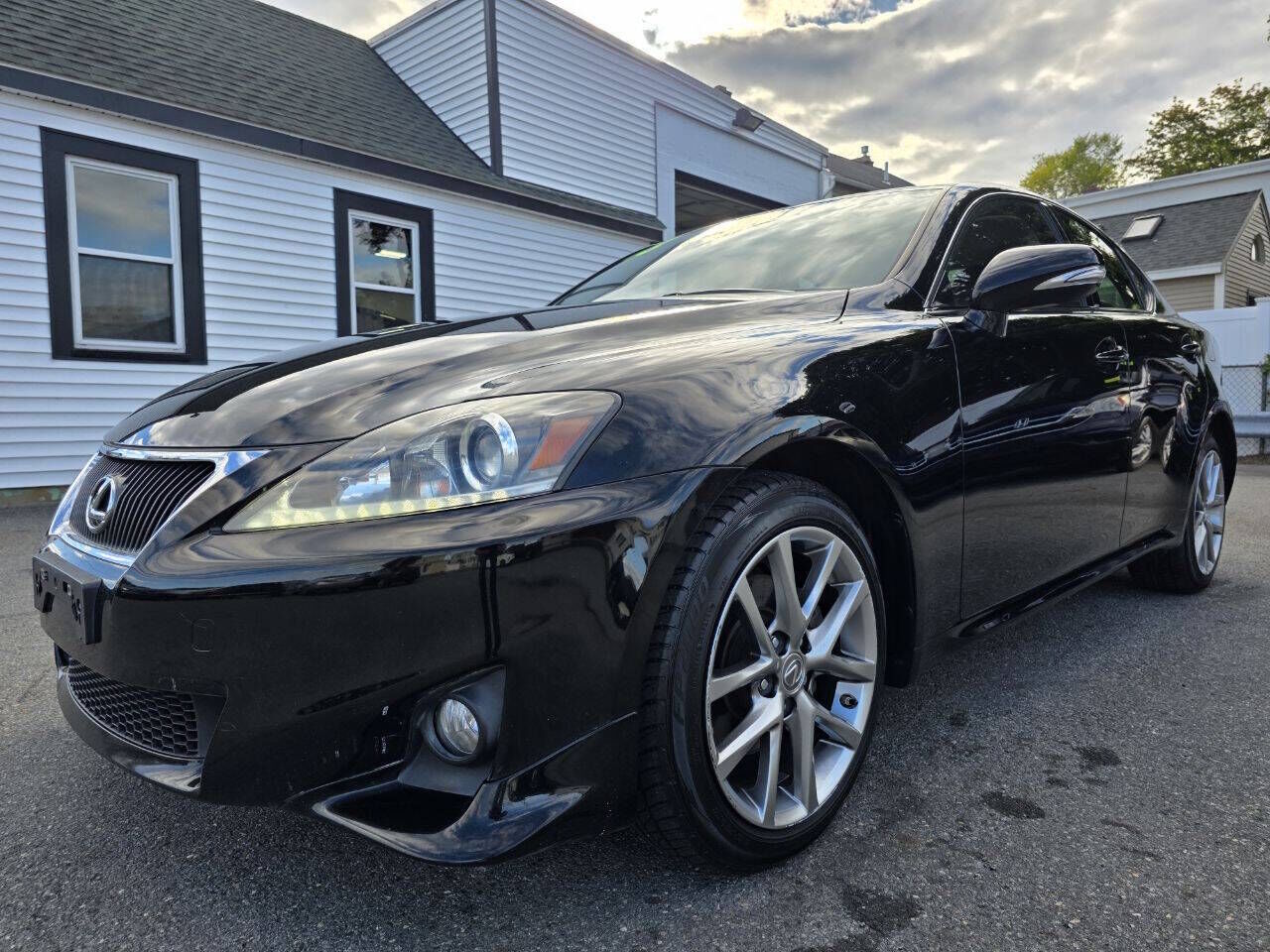 2013 LEXUS IS