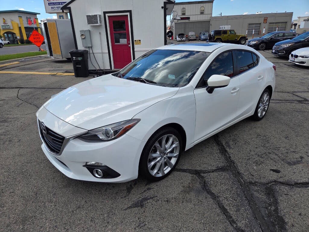 2016 MAZDA Mazda3