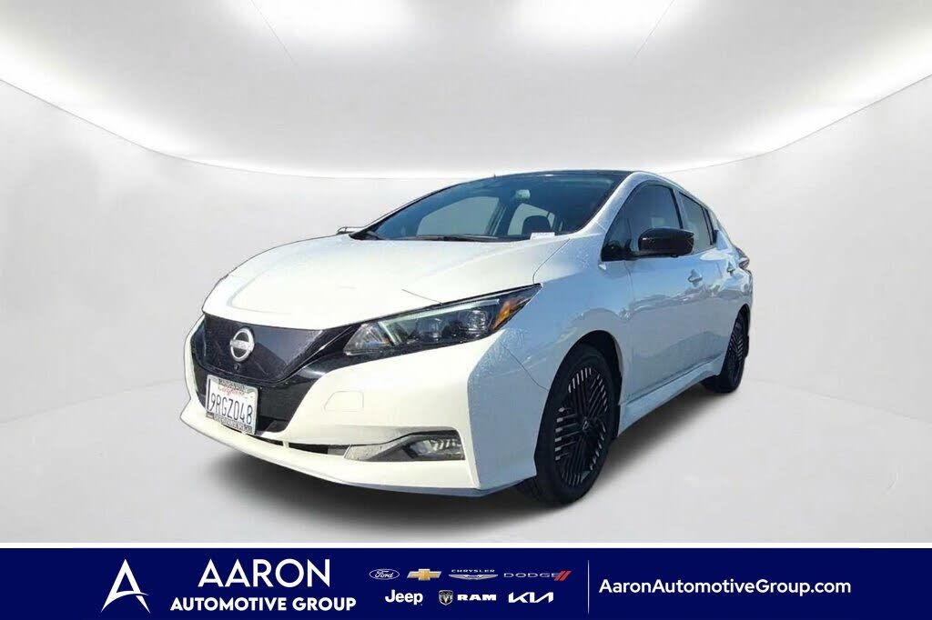 2024 NISSAN Leaf
