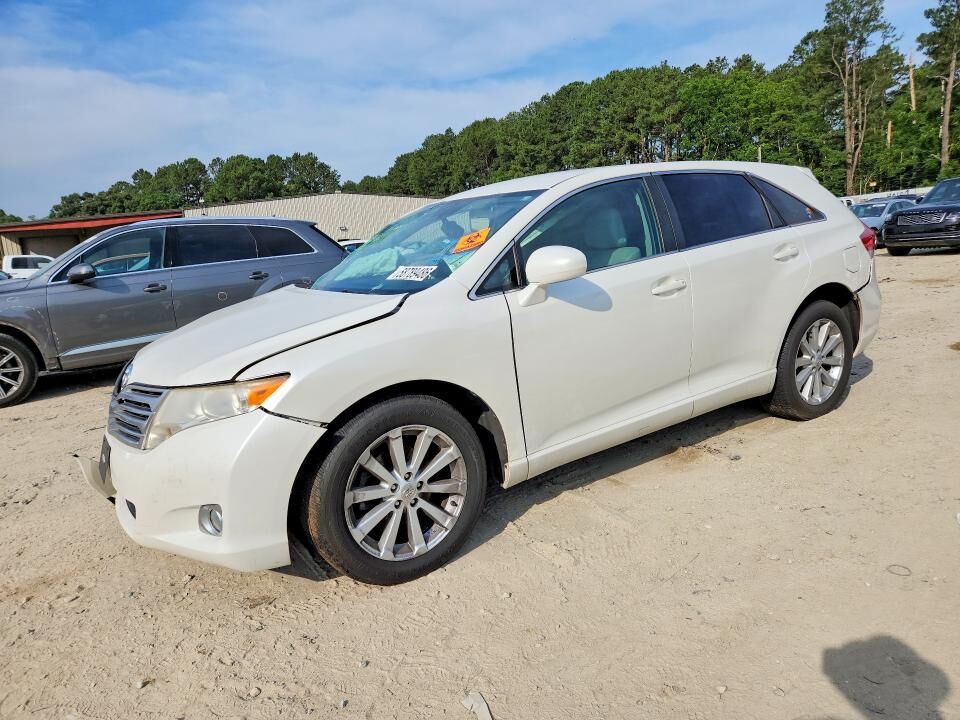 2010 TOYOTA Venza