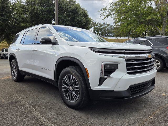 2024 CHEVROLET Traverse