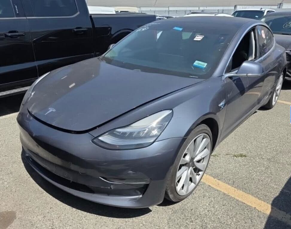 2020 TESLA Model 3