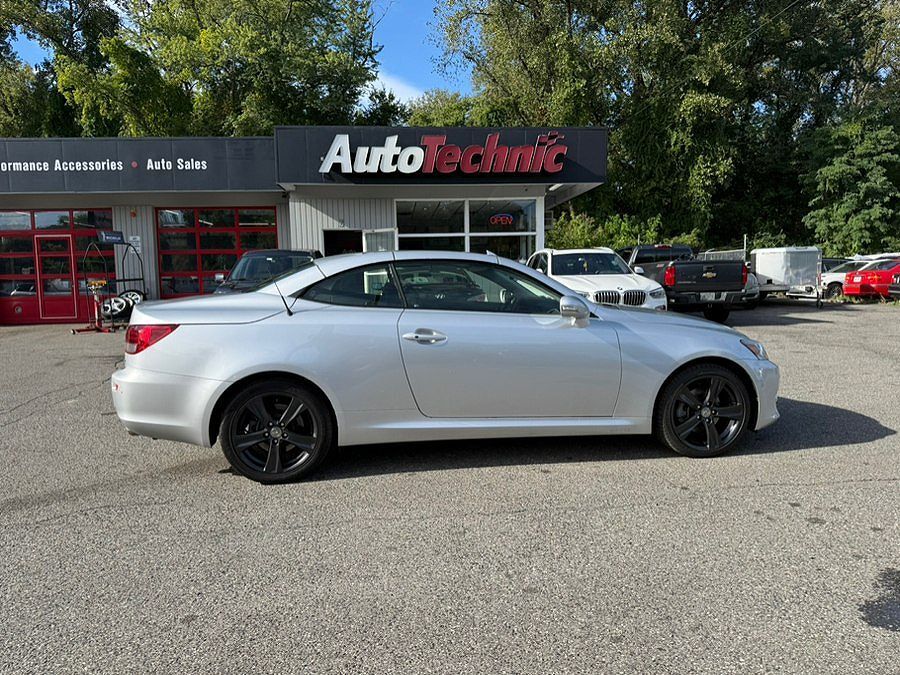 2014 LEXUS IS