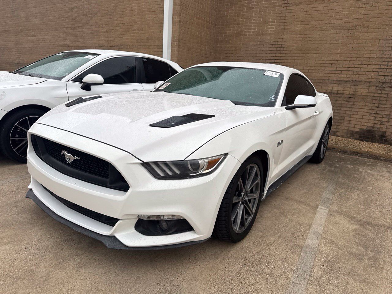 2017 FORD Mustang