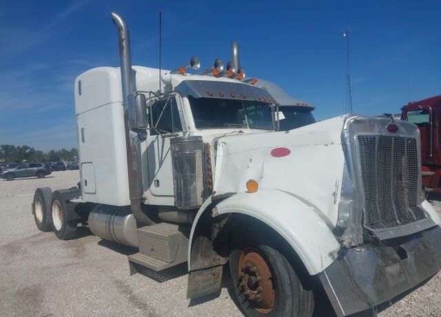 2000 PETERBILT 379