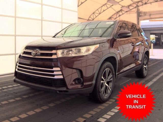 2019 TOYOTA Highlander