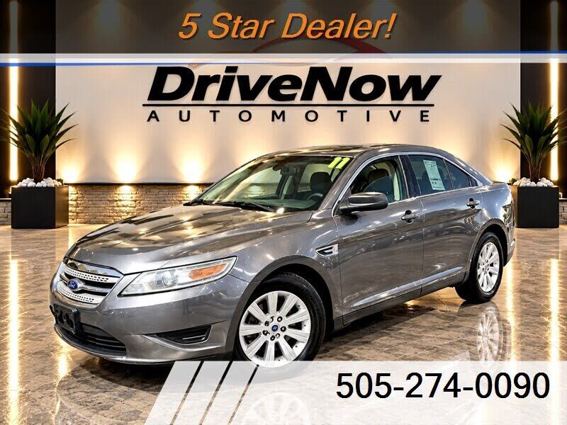 2011 FORD Taurus