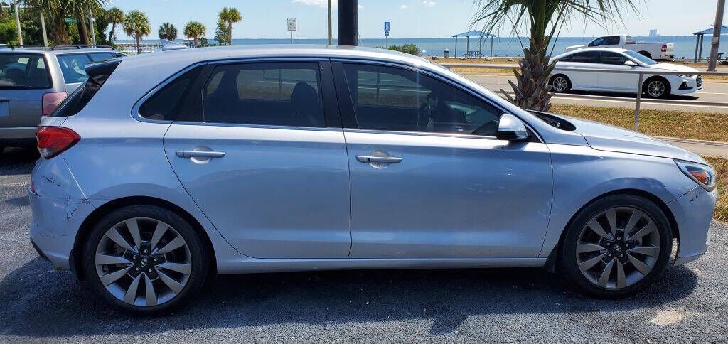 2018 HYUNDAI Elantra GT