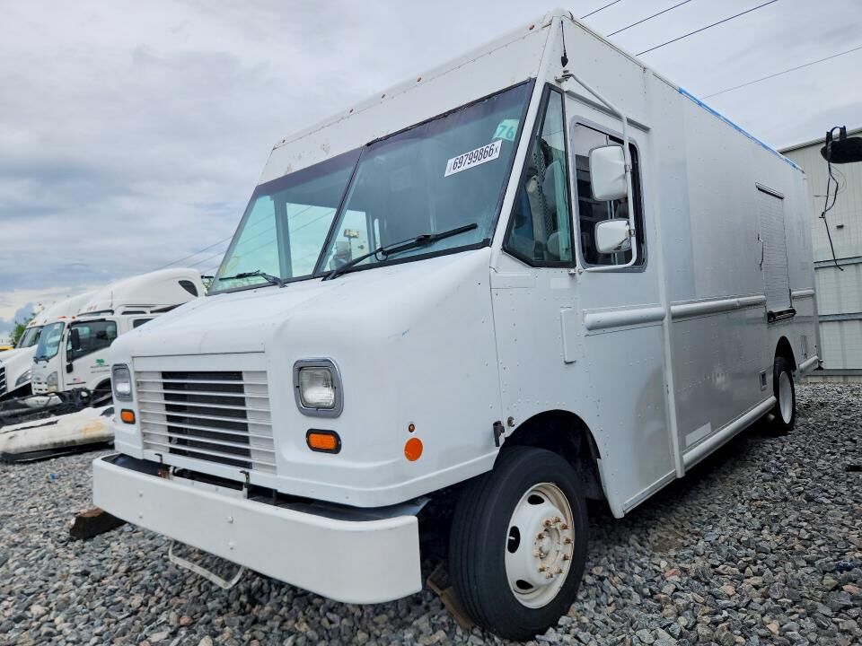 2013 FORD Commercial Chassis