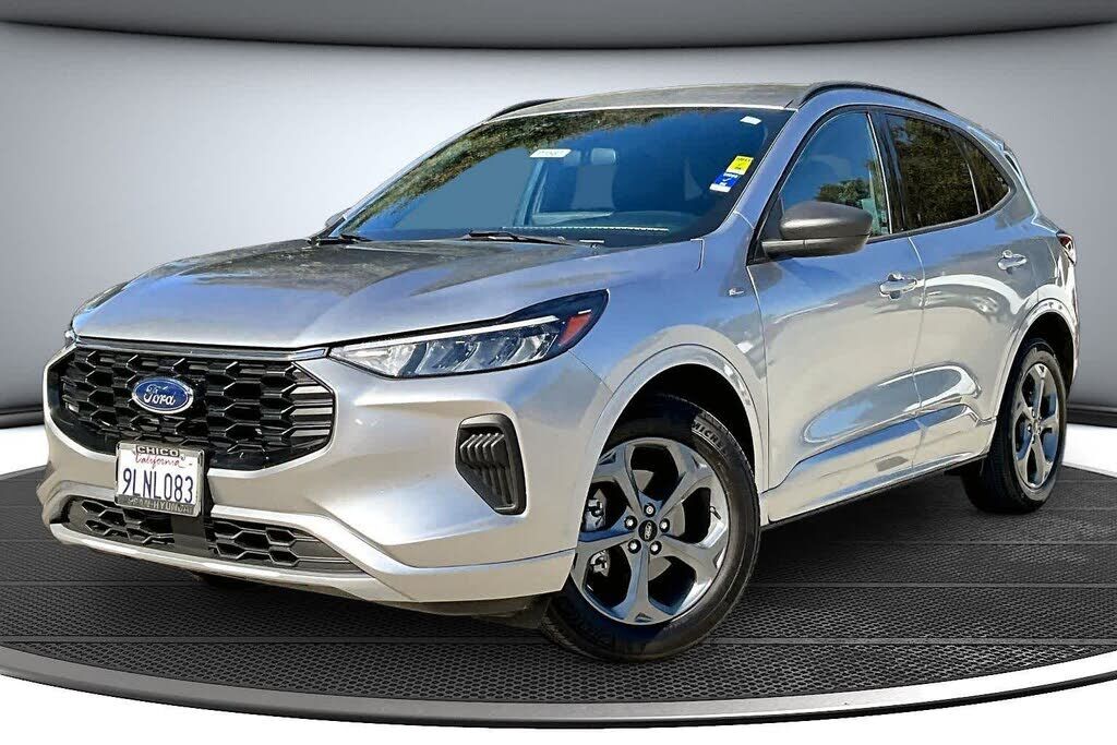 2023 FORD Escape