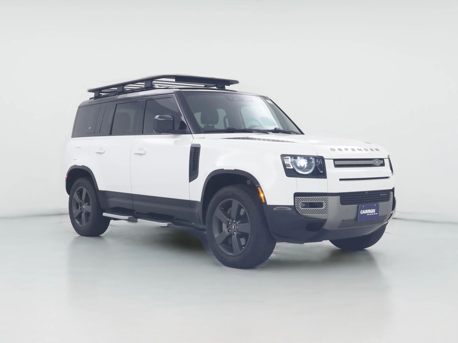 2023 LAND ROVER Defender